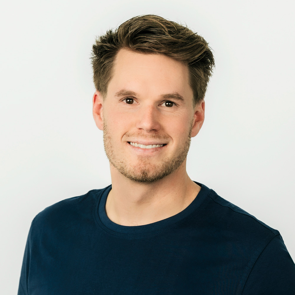 THOMAS MÖST